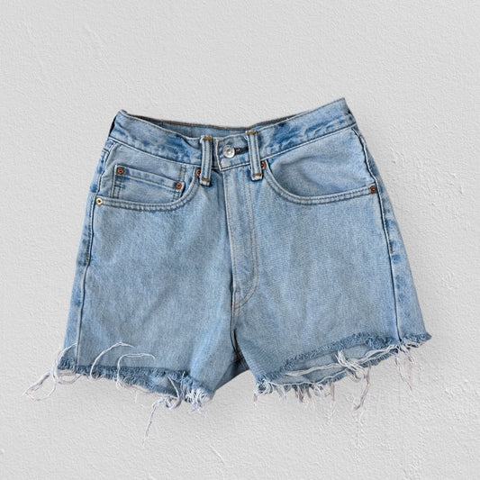 Vintage Levi's 560 Blue Denim Shorts Cut Off Womens W26